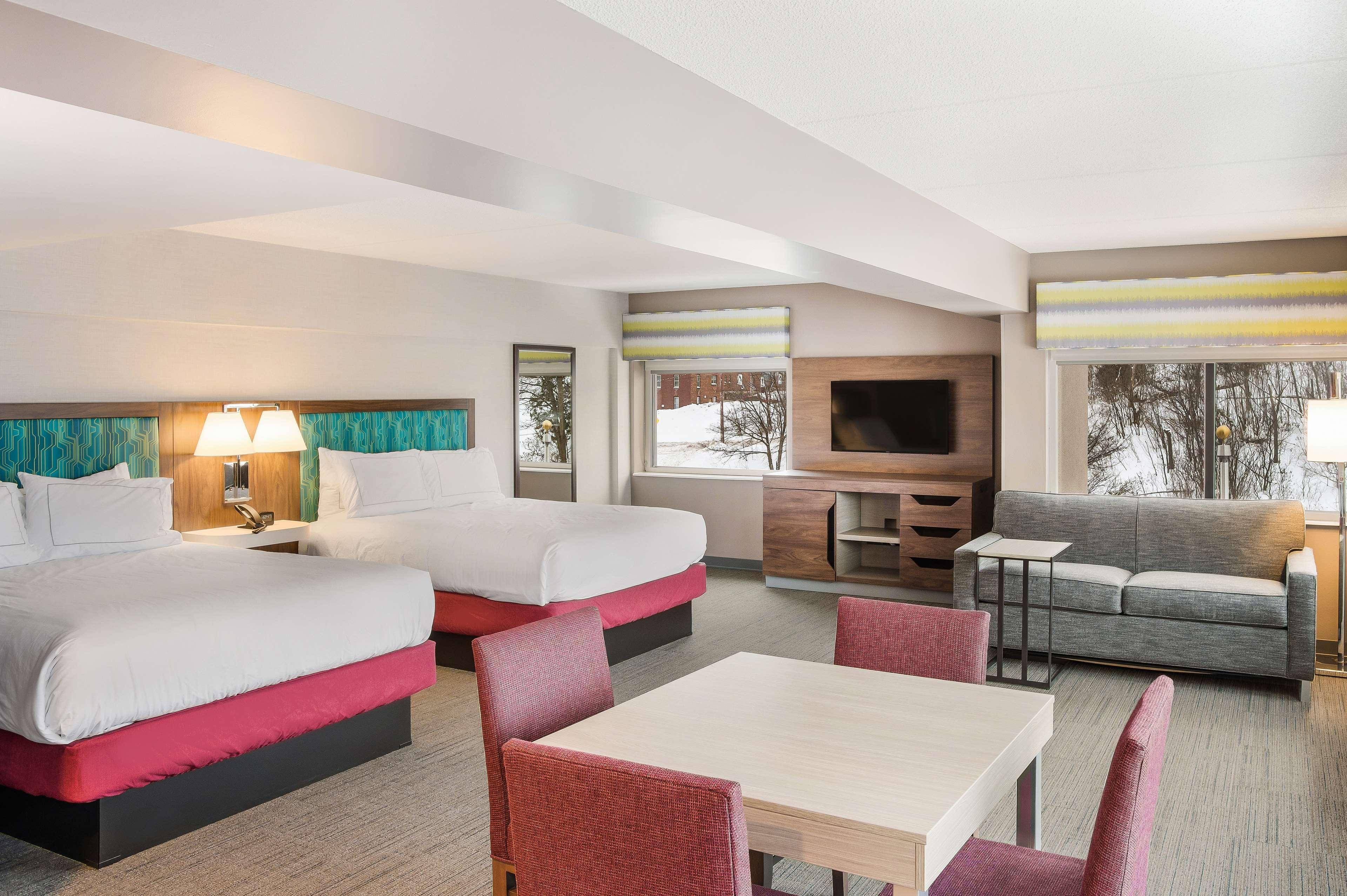 Hampton Inn & Suites Хоутън Екстериор снимка
